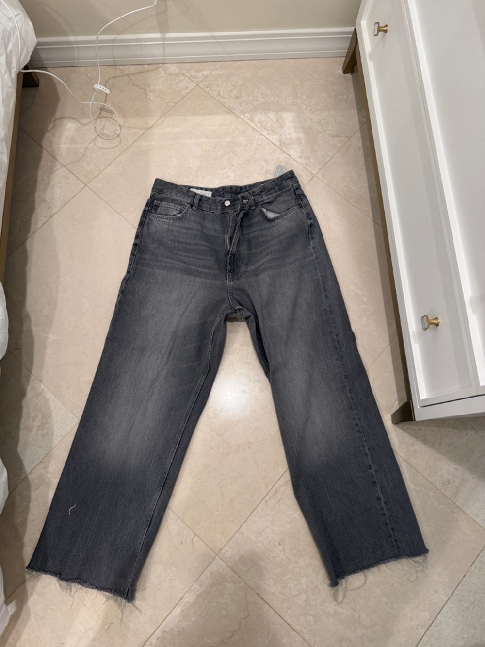 Zara Women’s Washed Black Straight-Leg Jeans